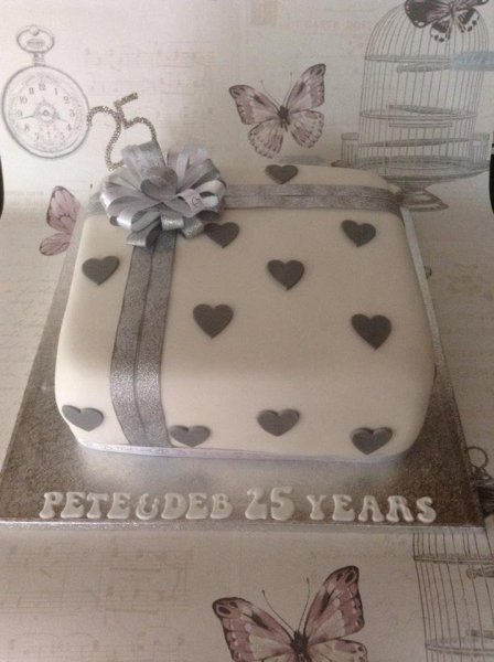 Anniversary Cake - Silver Wedding Anniversary